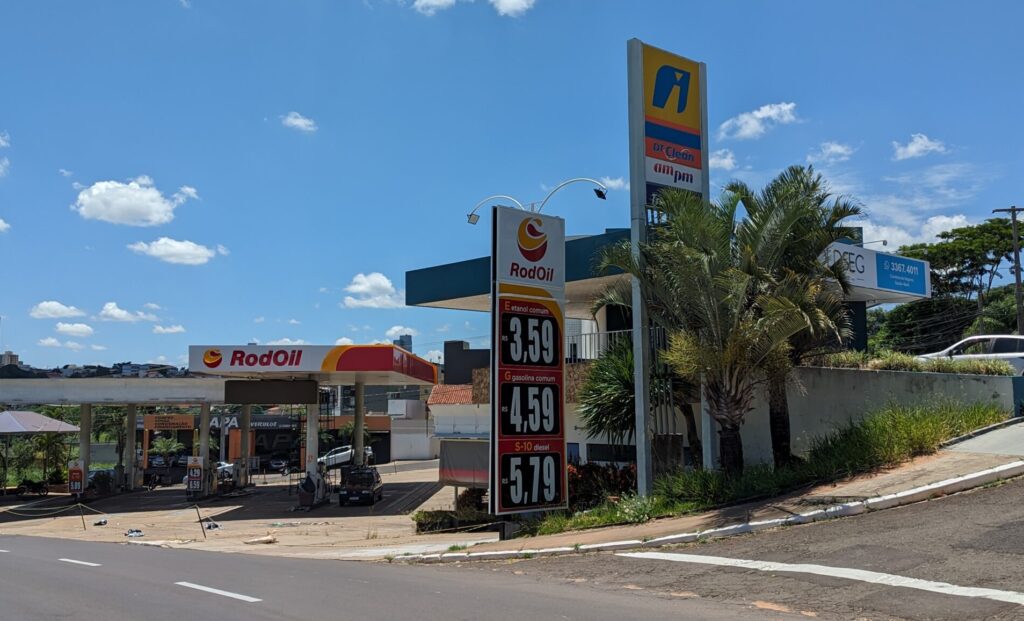 Posto de combustíveis já com a maca RodOil, na Via Expressa - Carlos Teixeira/Agora no Interior