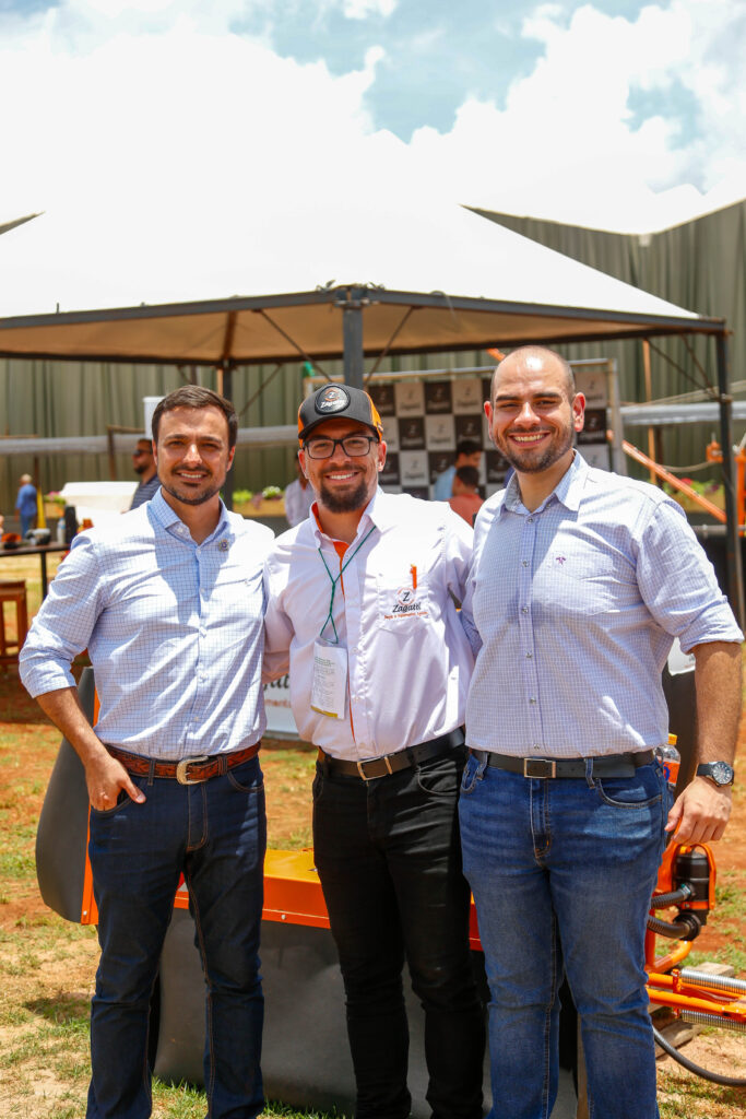 Fernando Boschi e Diogo Ceschim na Coopershow - Colab./Ass. de Imprensa