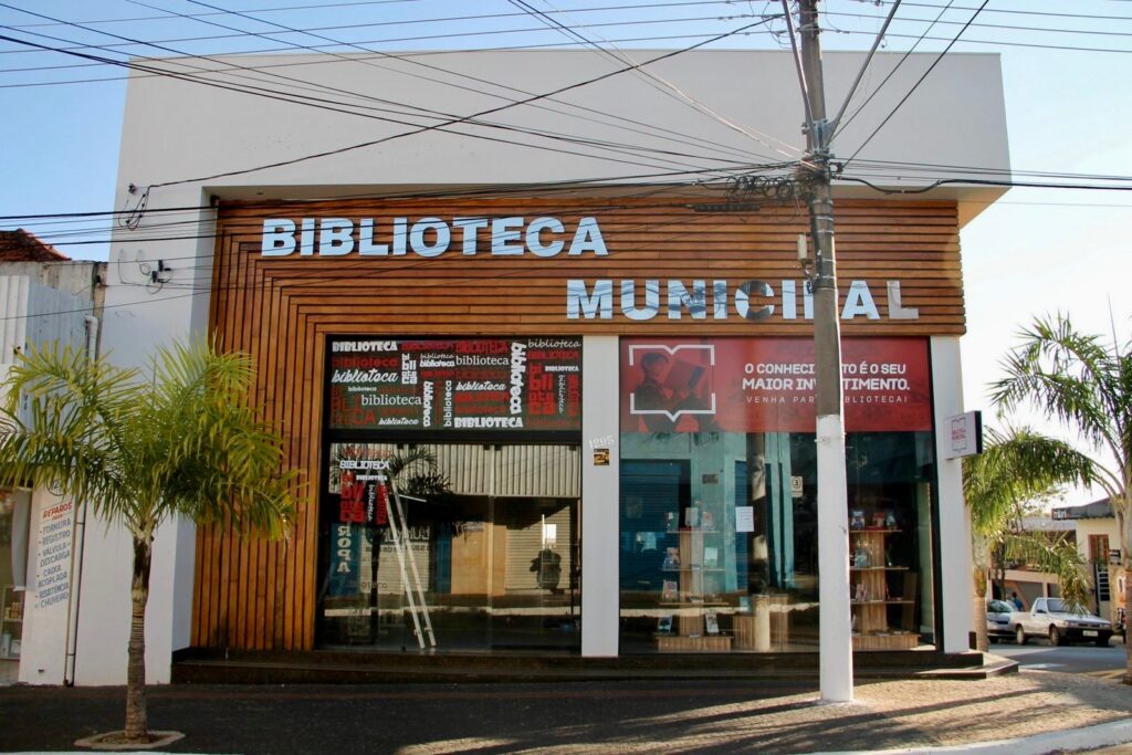 Fachada da Biblioteca Municipal de Marília - Colab./Ass. de Imprensa