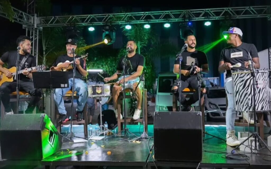 Grupo Deu Branco se apresenta no domingo - Colab./Portas Abertas Hip Hop