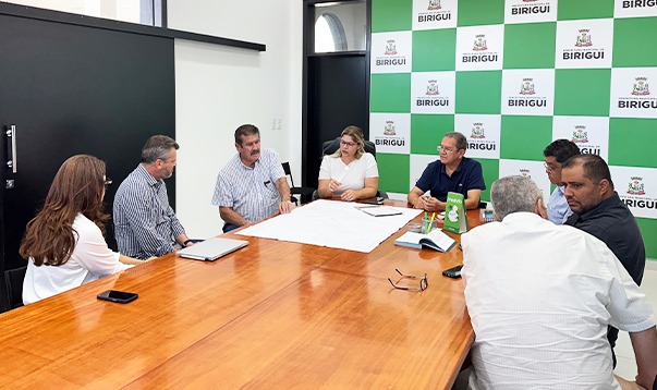 Reunião com a prefeita Samanta Borini (PSD)/ foto: Colaboração Assessoria de Imprensa