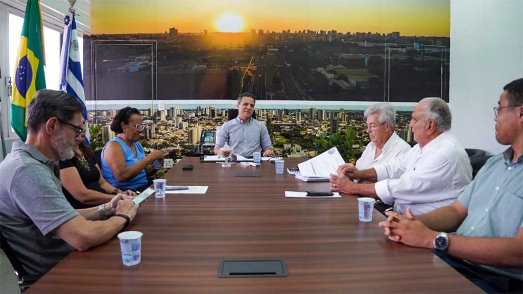 Reunião no Gabinete/ Foto: Colaboração Assessoria de Imprensa