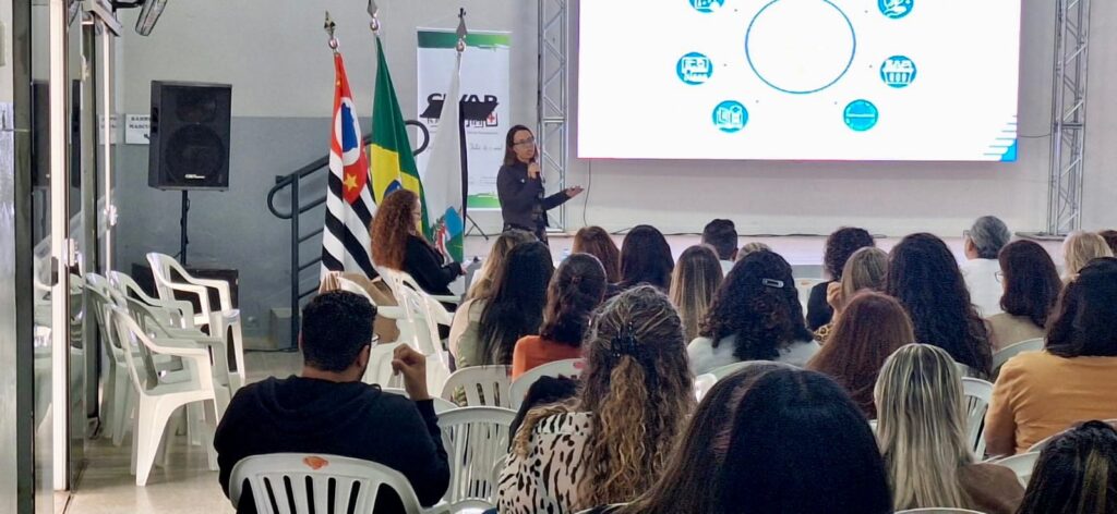 Nutricionista apresenta trabalho realizado em Marília - Colab./Ass. de Imprensa