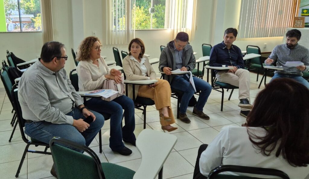 Reunião contou com a presença de vários representantes - Colab./Ass. de Imprensa