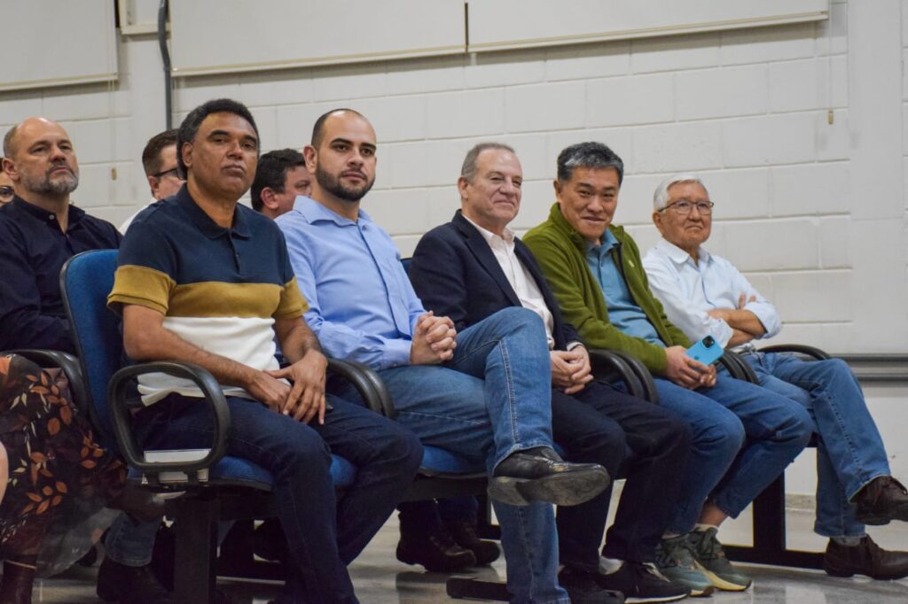 Prefeito Diogo Ceschim participa de encontro regional - Colab./ Ass. de Imprensa