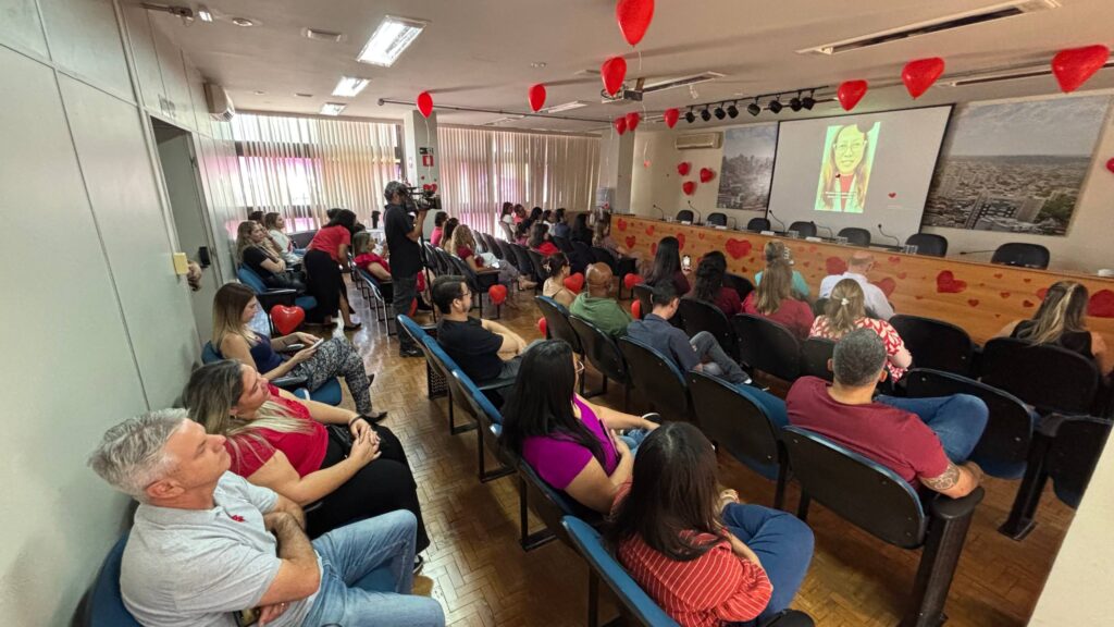 Abertura contou com a participação de grande público - Colab./Ass. de Imprensa