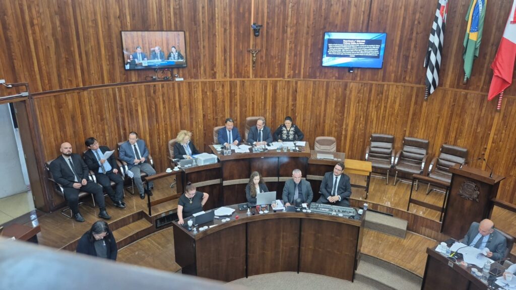 Vereadores se reúnem na Câmara Municipal - Foto: Carlos Teixeira/Agora Interior