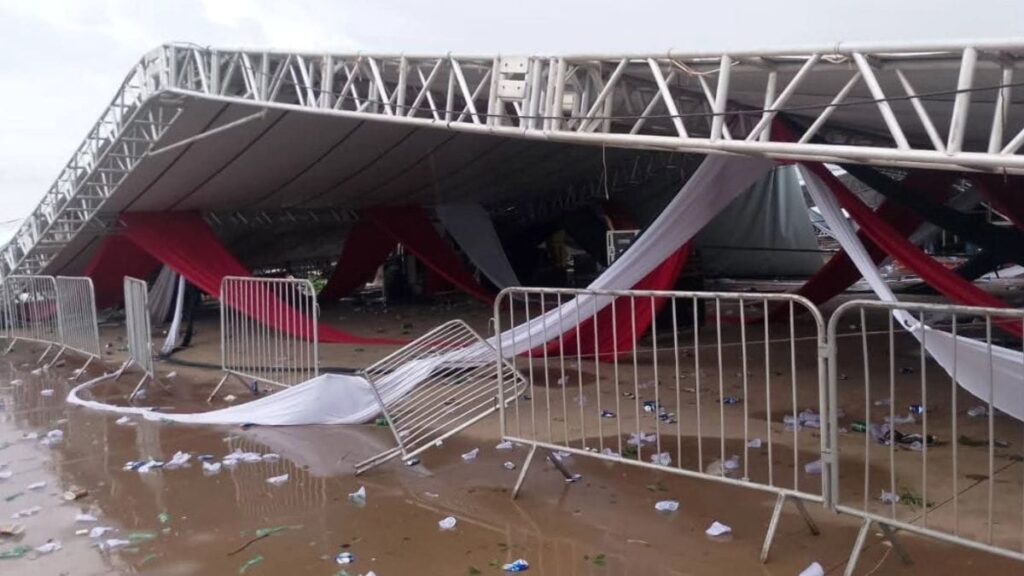 Estrutura onde acontecia a festa universitária desabou - Reprod./Redes Sociais