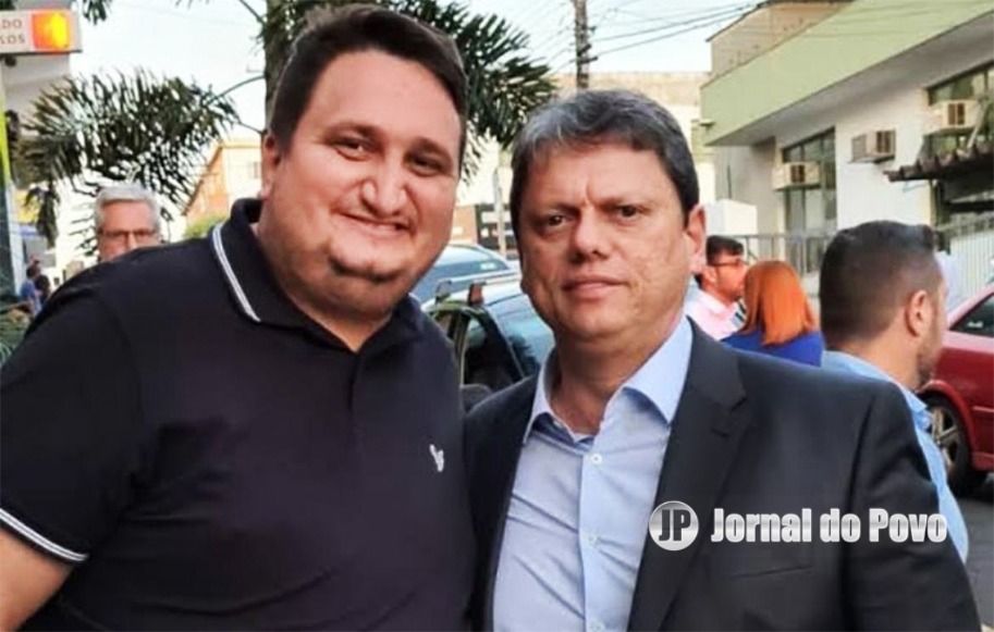 Garcia da Hadassa com o governador Tarcísio de Freitas - Colab./Ass. Imprensa