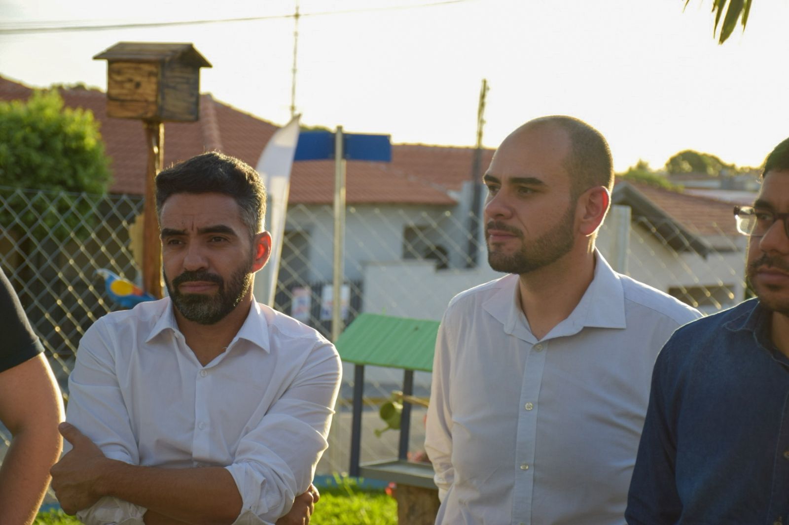 Diogo Ceschiim ao lado do vice-prefeito Carlos Rogério - Colab./Ass. de Imprensa