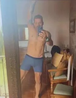 Henri Castelli em suposto vídeo do confinamento - Instagram @henricastelli