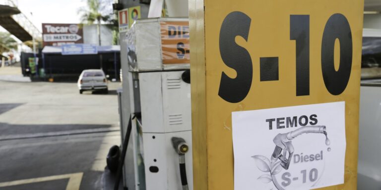 A rota do diesel: como o Brasil se volta à Rússia após conflitos no Oriente Médio