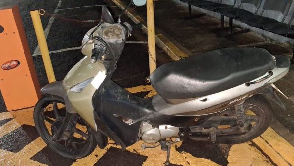 Motociclista é preso em Presidente Prudente por irregularidade em placa