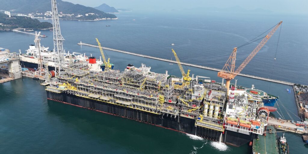 Petrobras acelera produção com nova plataforma P-79 no pré-sal