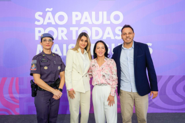 Quintana reforça o combate à violência contra a mulher com políticas abrangentes