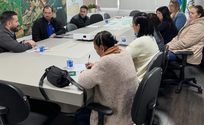Andradina debate enquadramento de auxiliares em técnicos de enfermagem para aprimorar saúde pública