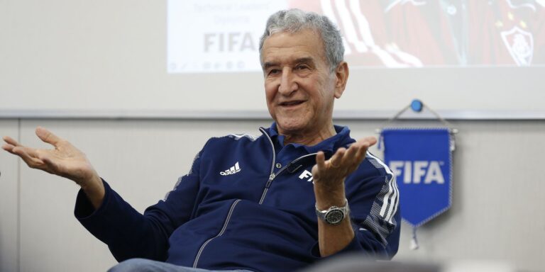 Carlos Alberto Parreira passa por cirurgia no Rio de Janeiro