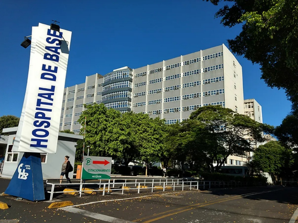 Gêmeos prematuros em Araçatuba conseguem transferência vital para hospital em Rio Preto