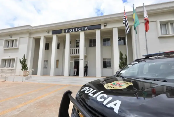 Tensão em Araçatuba: vizinho é denunciado por ameaça e injúria devido a suposta dívida