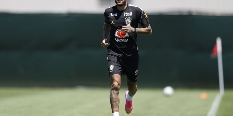 Neymar volta ao campo em treino da seleção brasileira: um passo crucial na recuperação