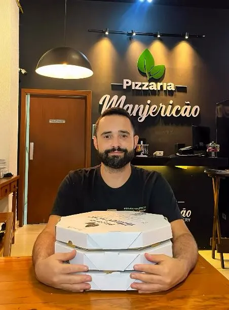 Pizzaria Manjericão celebra o Dia da Pizza com tradição e sabor em Garça