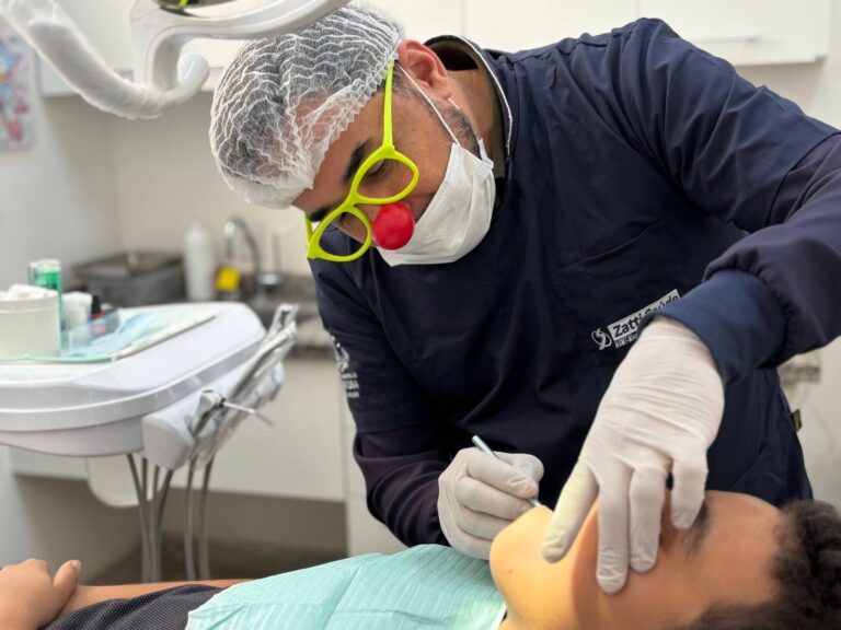 Atendimento humanizado em Araçatuba: dentista da UBS Umuarama II transforma consultas infantis
