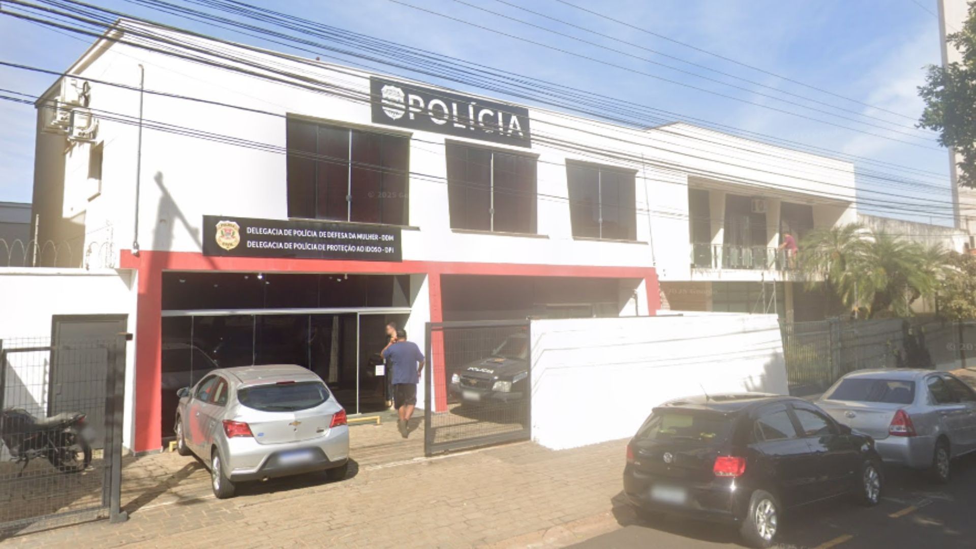 Descumprimento de medida protetiva: ex-genro agride sogro e ameaça família em Araçatuba