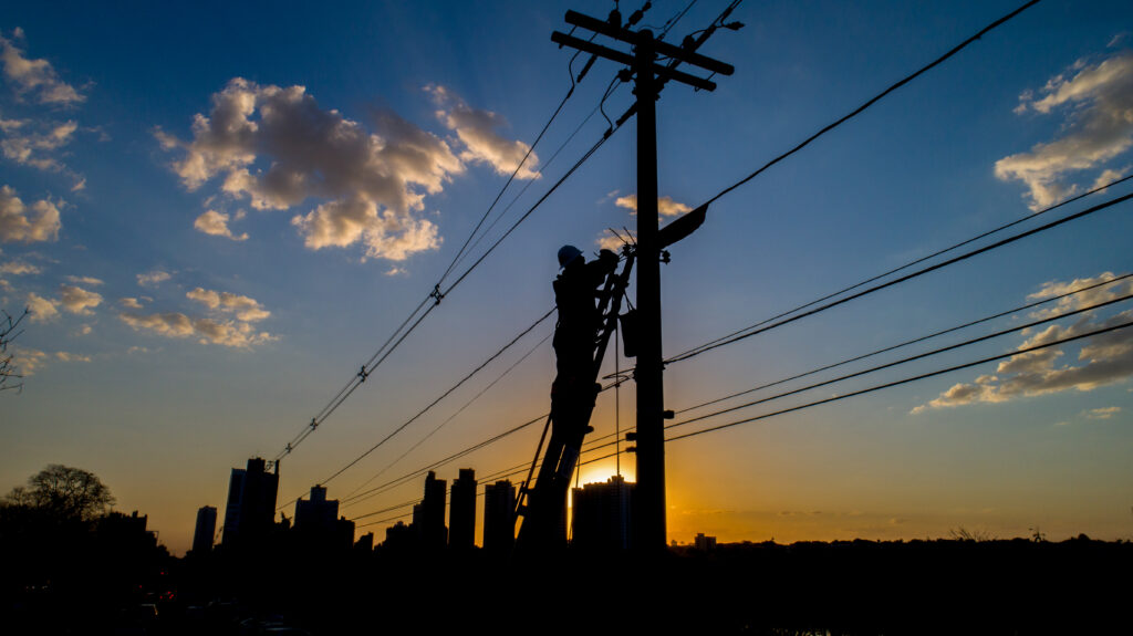 Oportunidades em energia: (re)energisa busca eletricistas em Presidente Prudente e região