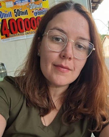 Reconhecimento à persistência: egressa do Unisalesiano é primeira em concurso público para médica veterinária