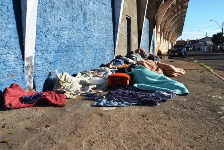 Marília: novo perfil da população em situação de rua desafia rede pública