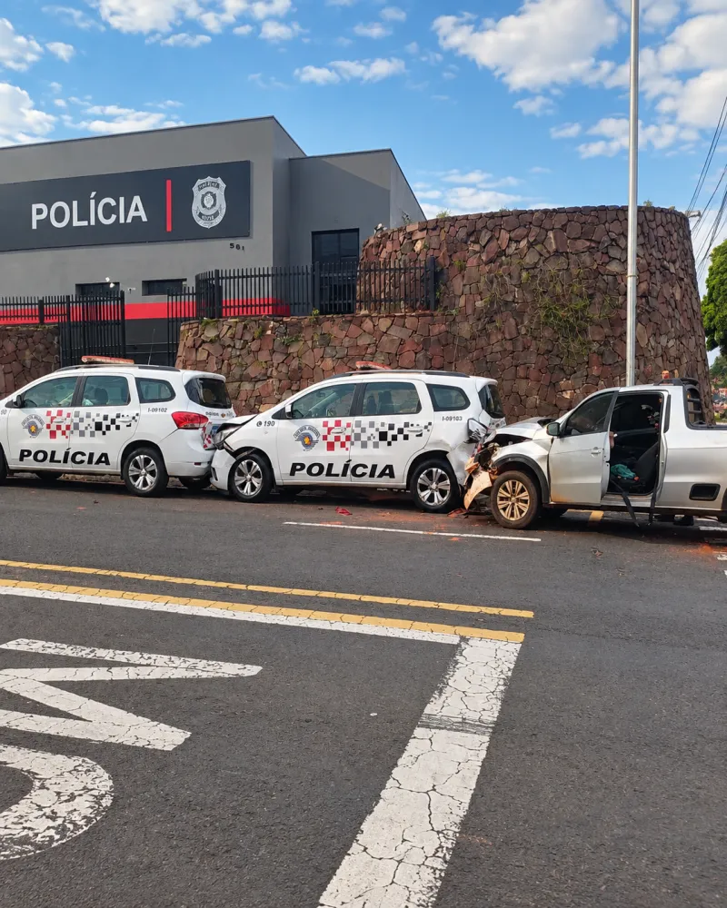 Colisão em Marília: motorista é detido por dirigir embriagado e com entorpecentes