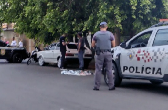 Motorista envolvido em atropelamento que matou criança em Birigui presta depoimento