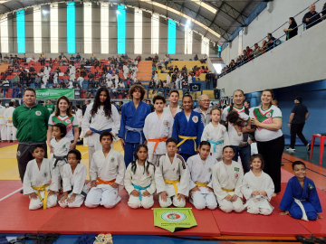 Judocas da ACEP Pompeia brilham em torneio de judô com mais de 400 atletas