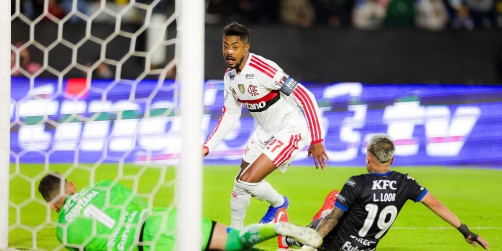 Rádio Nacional narra duelo decisivo do Flamengo na Libertadores