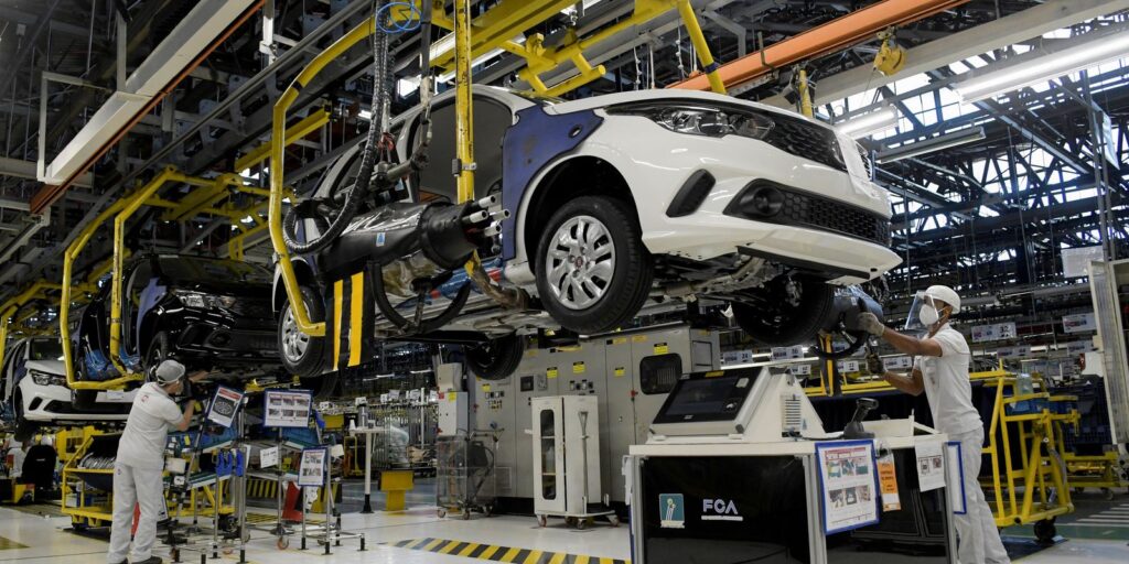Economia brasileira: CNI revisa para baixo a previsão de crescimento do PIB para 2026